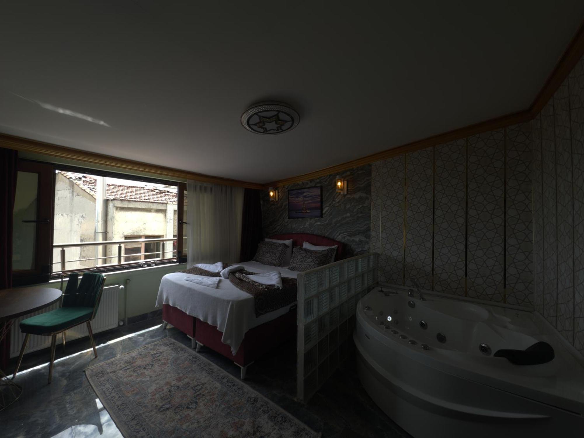 Royal Gur Hotel Istanbul Exterior photo