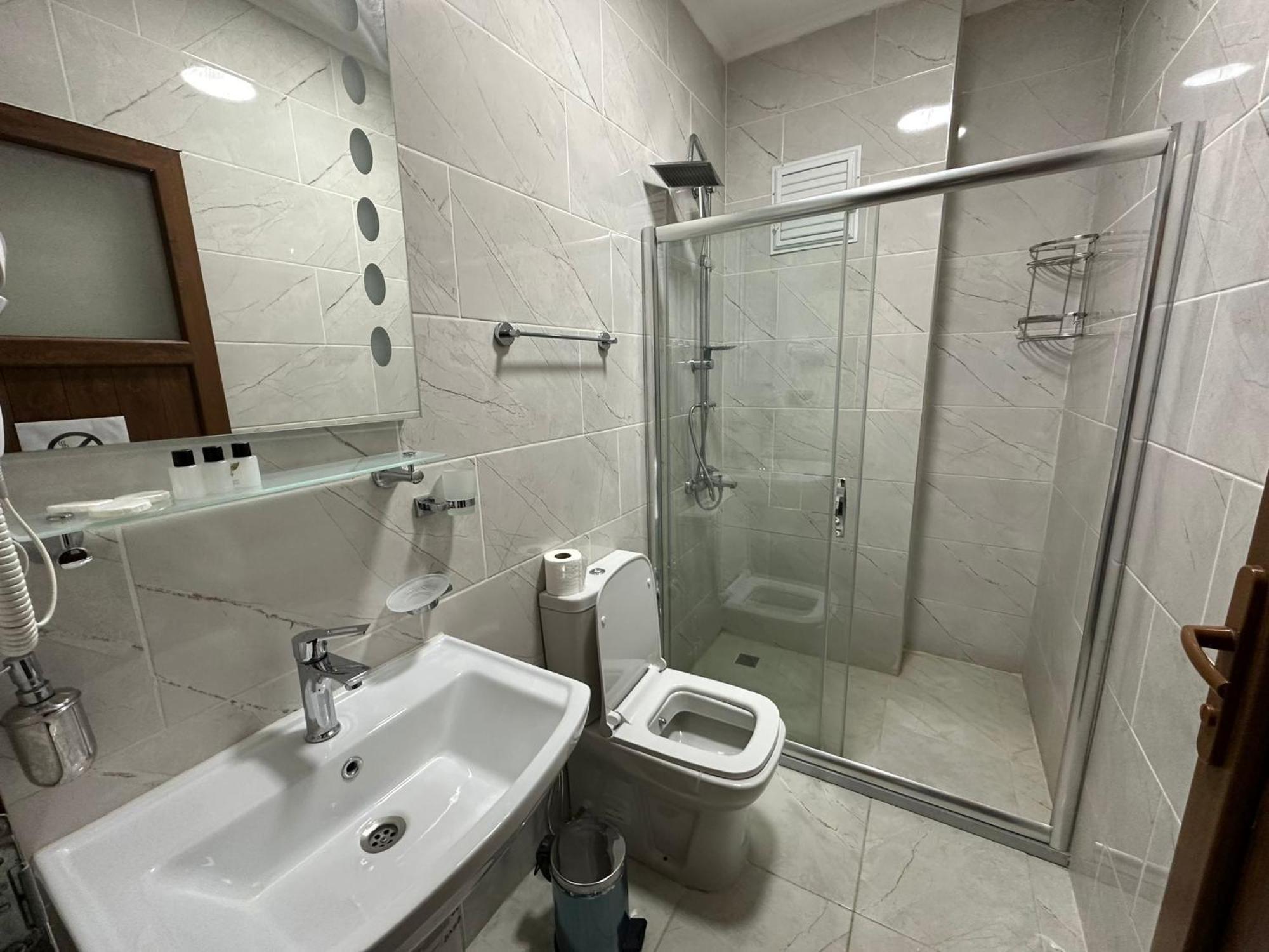 Royal Gur Hotel Istanbul Exterior photo