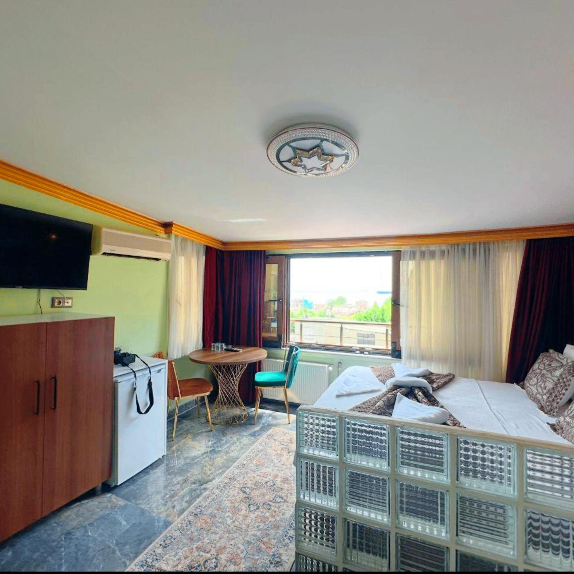 Royal Gur Hotel Istanbul Exterior photo